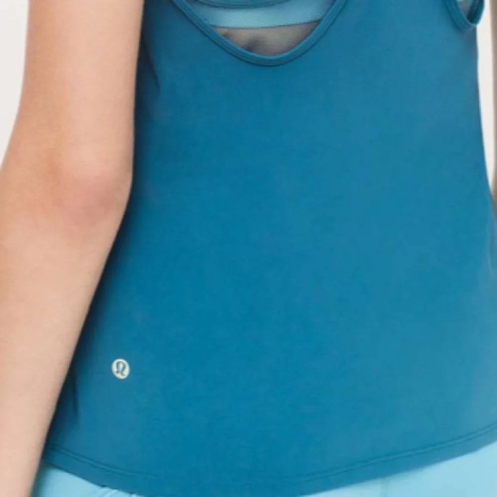 Lululemon Cross Conditioning 2-In-1 Tank Top - Picture 5 of 9
